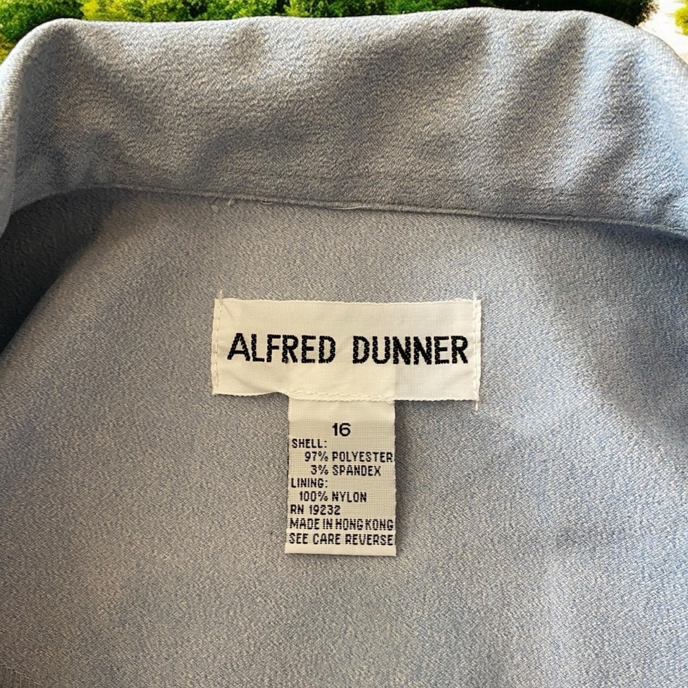 Alfred Dunner Long Sleeve Button Up Embroidered Lightweight Shirt Jacket - Picture 10 of 11